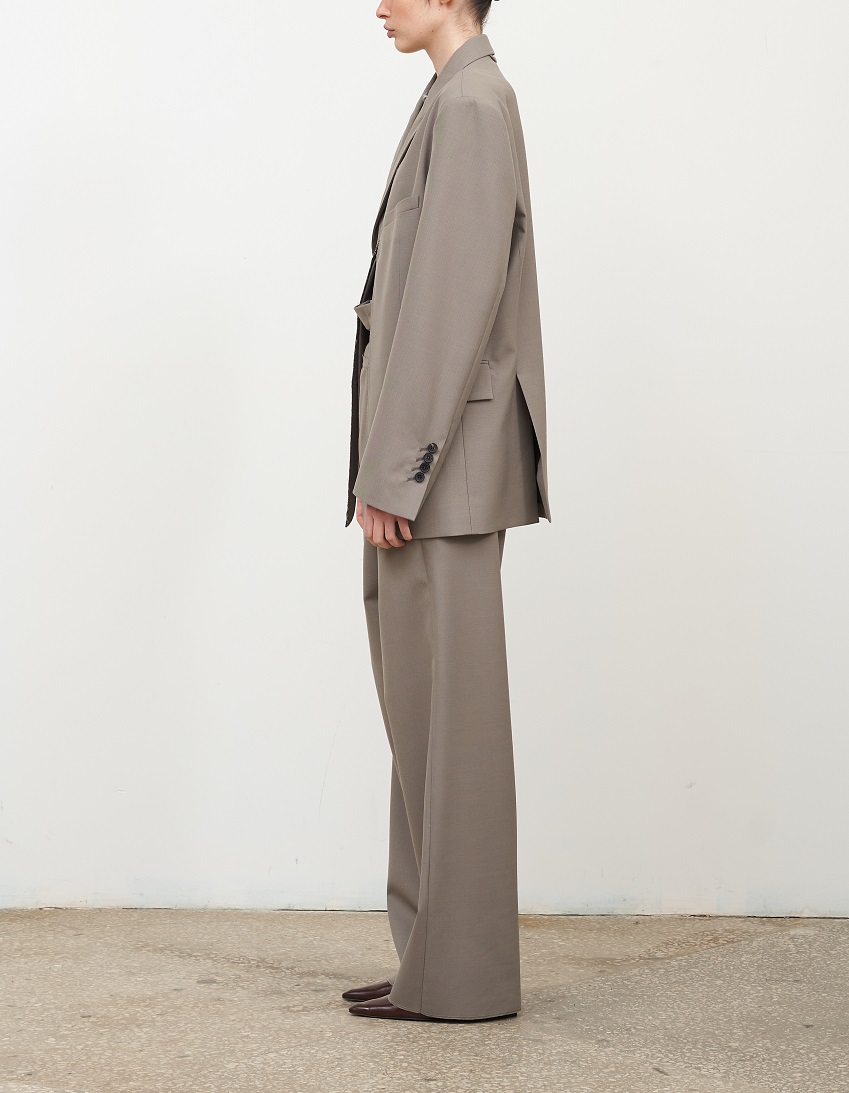 Slit Jacket